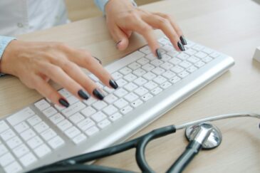 social media healthcare marketing